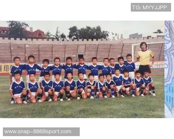 青岛海西足球崛起之路探索地方足球发展新模式与挑战